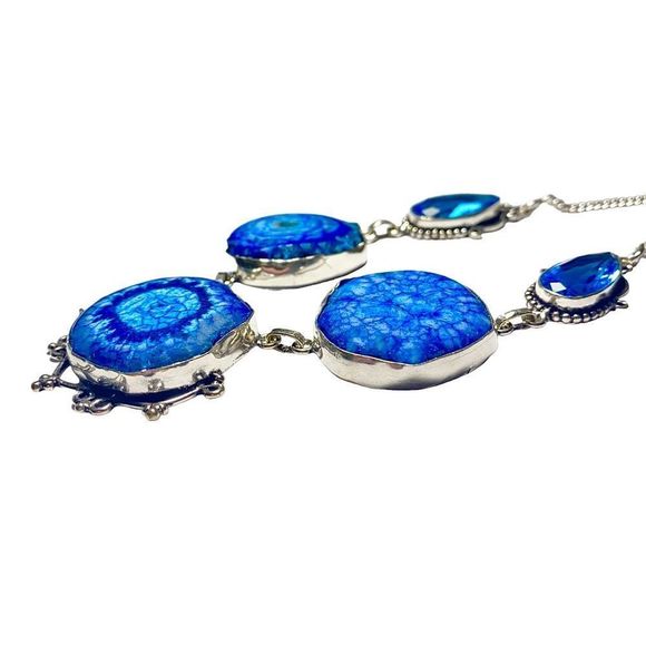 Blue Solar Quartz & Topaz Gemstones in a 925 Sterling Silver Overlay Necklace - Picture 6 of 8